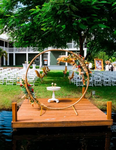 Luxury backyard wedding ideas for South Florida couples — décor, dining & private estate venues you’ll love.