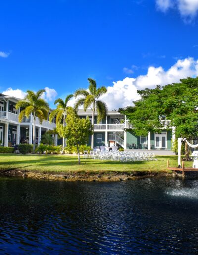 Saint Patrick Palace – luxury wedding venue with waterside ceremony and tropical views.
